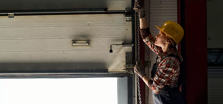 Addressing Common Garage Door Stoppage Issues in Lake Zurich, IL