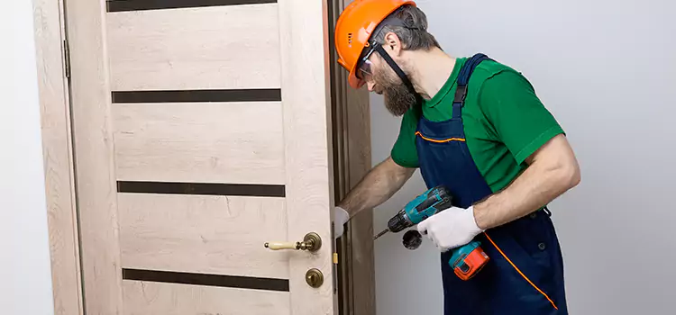Replace Internal Door Handle with Lock Lake Zurich